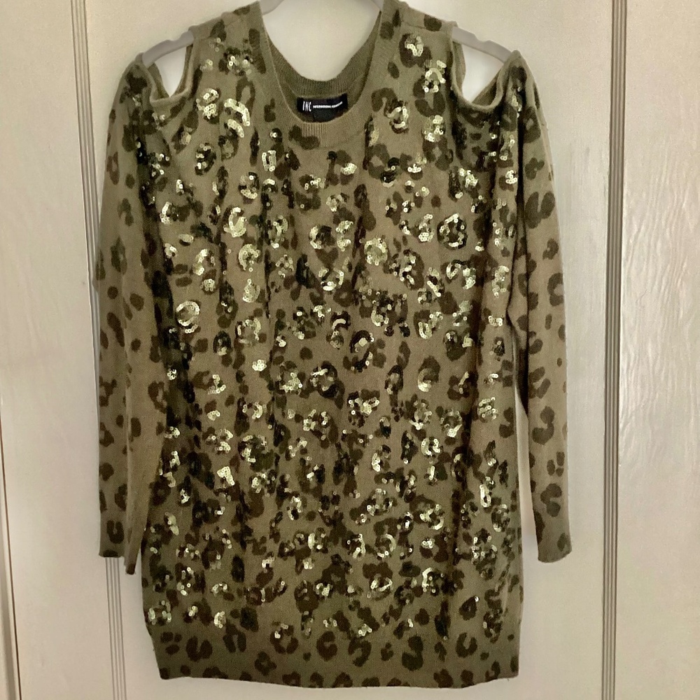 INC Cold Shoulder Sweater with Sequins, Sz XL